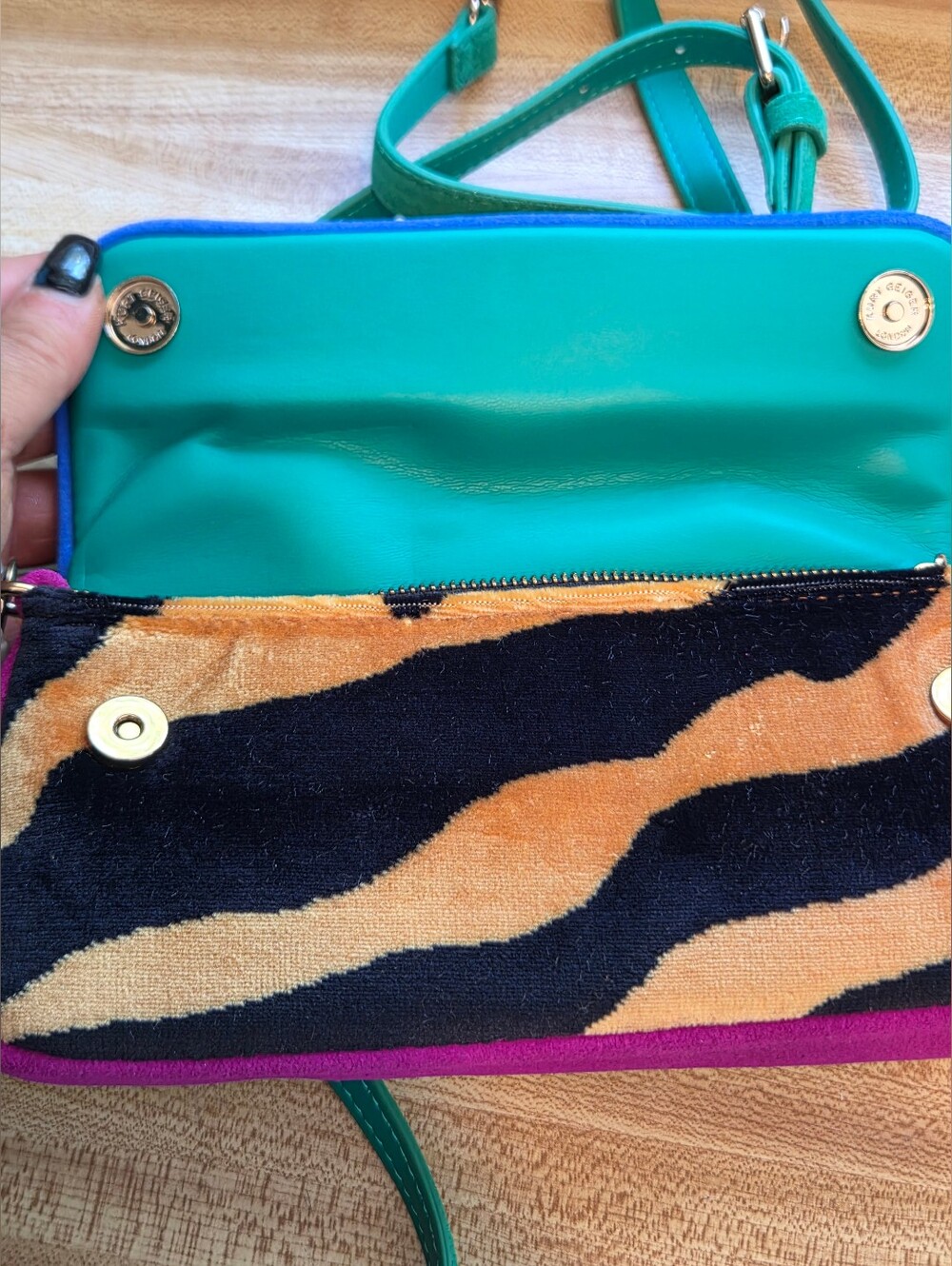 Kurt Geiger NWT Tiger Suede The Pickle" W/2 Straps & Dustbag - Picture 7 of 8
